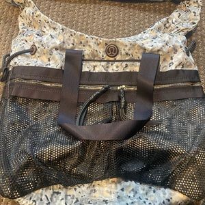 Lululemon bag
